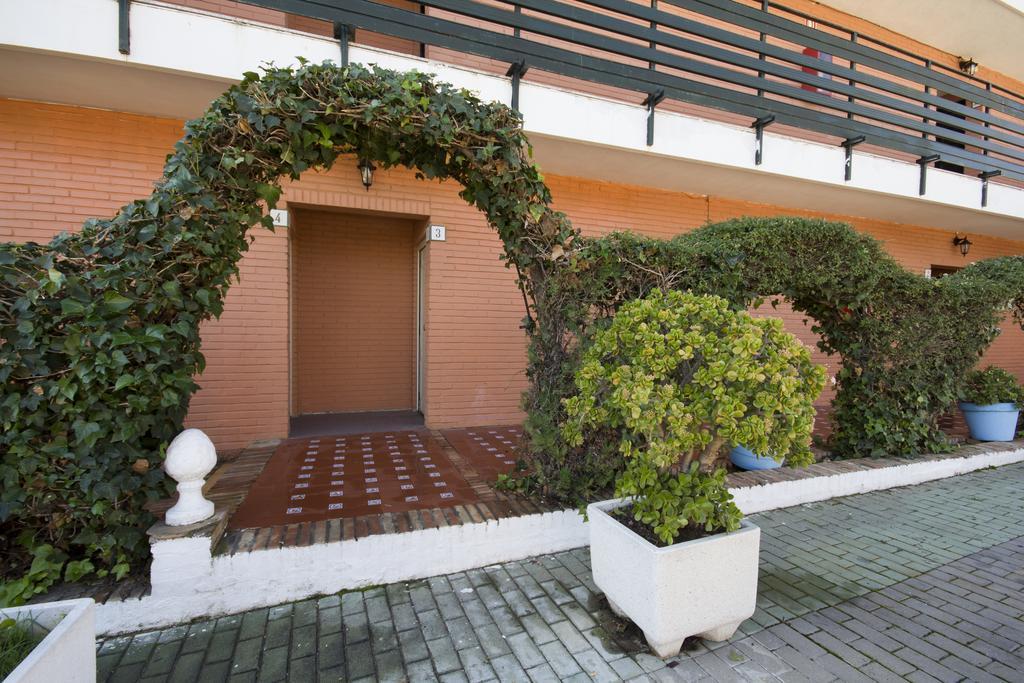 Hostal Nueva Andalucia Alcalá de Guadaira Extérieur photo