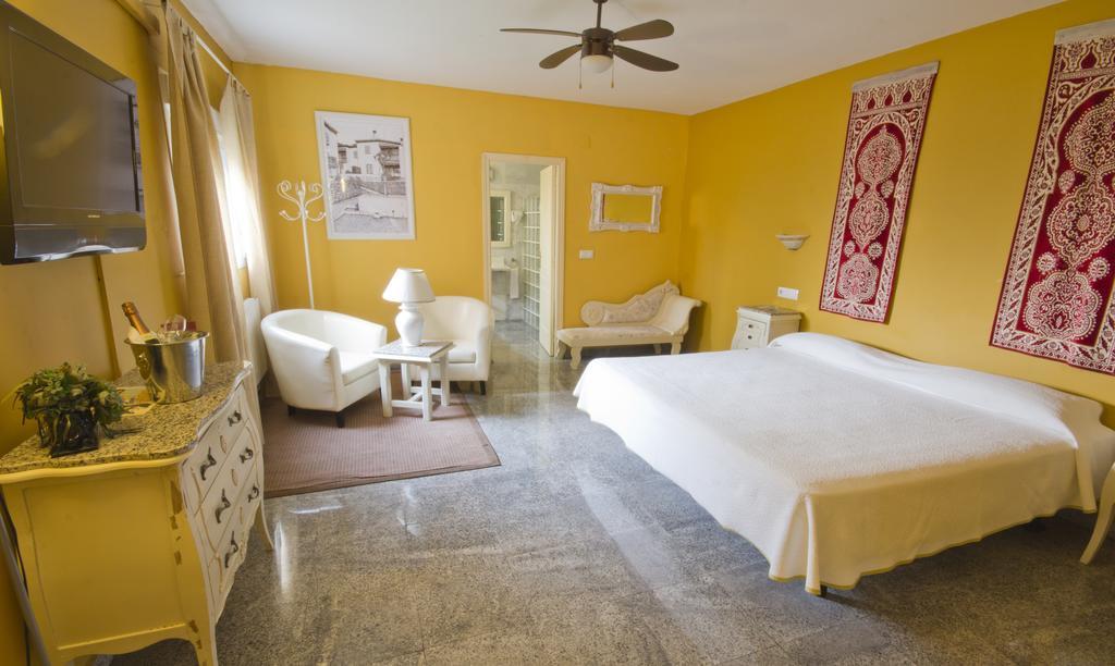 Hostal Nueva Andalucia Alcalá de Guadaira Extérieur photo